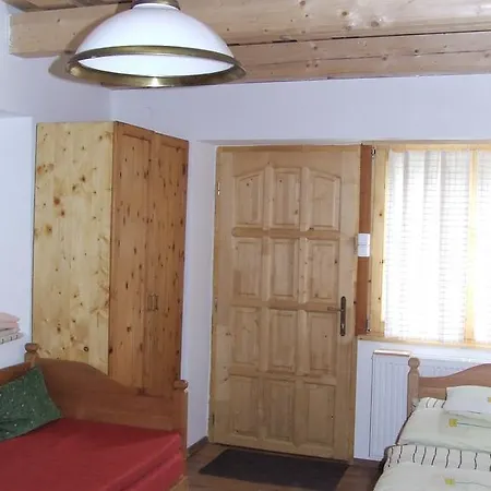 Πανσιόν Erdesz Vendeghaz *