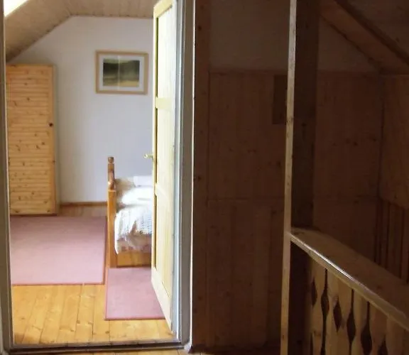 招待所 Erdesz Vendeghaz Uppony